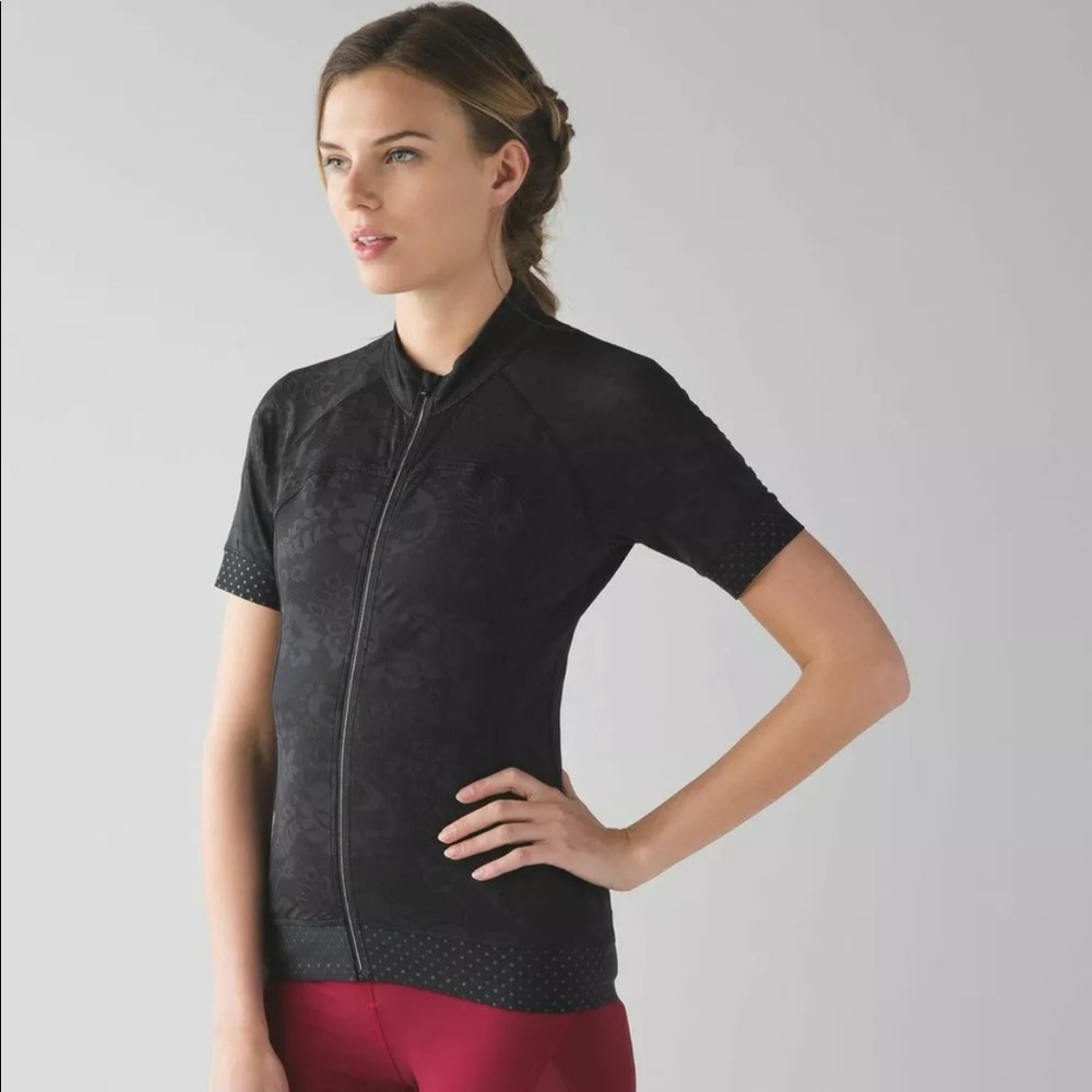 New Lululemon Leader of the Pack Jersey